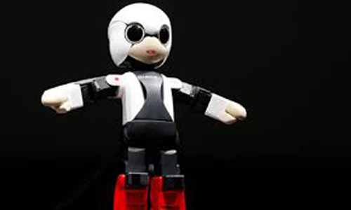 Robot biết nói lần đầu tiên được phóng lên vũ trũ